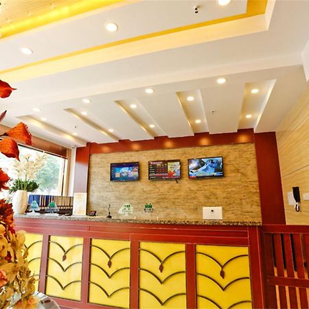 Greentree Inn Liaoning Dalian Development Zone Jinma Road Pedestrian Street Express Hotel Dış mekan fotoğraf