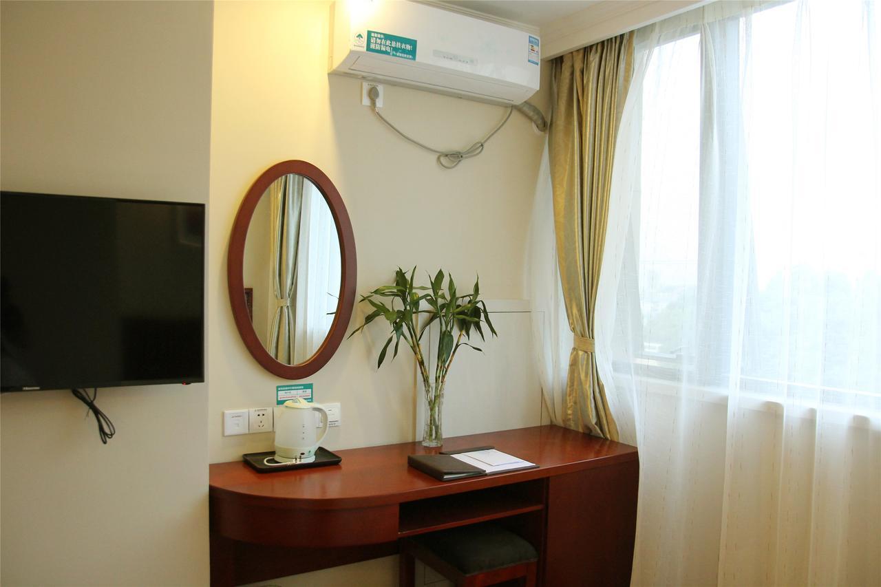 Greentree Inn Liaoning Dalian Development Zone Jinma Road Pedestrian Street Express Hotel Dış mekan fotoğraf