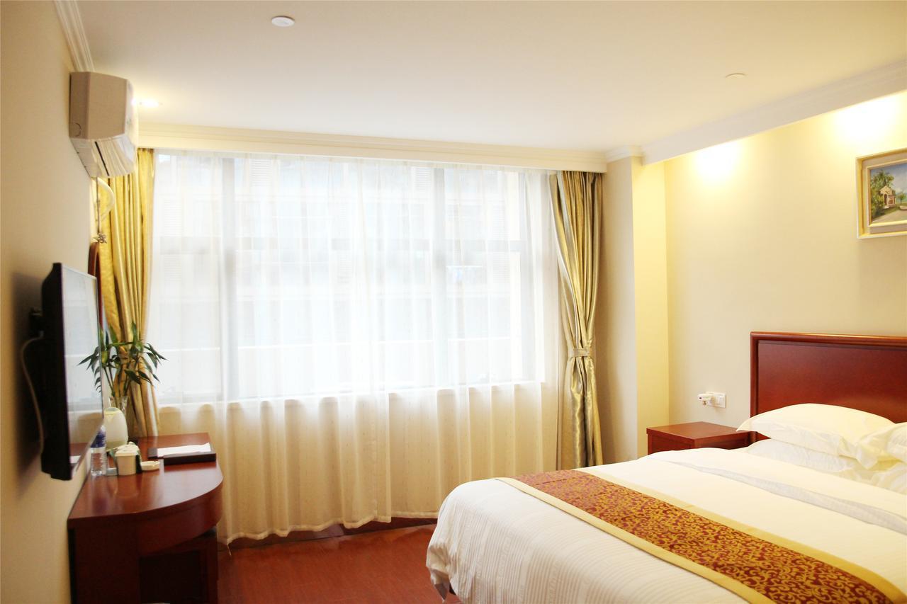 Greentree Inn Liaoning Dalian Development Zone Jinma Road Pedestrian Street Express Hotel Dış mekan fotoğraf