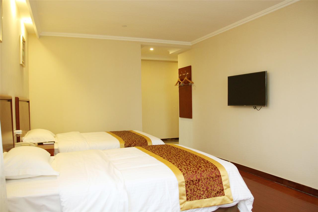 Greentree Inn Liaoning Dalian Development Zone Jinma Road Pedestrian Street Express Hotel Dış mekan fotoğraf