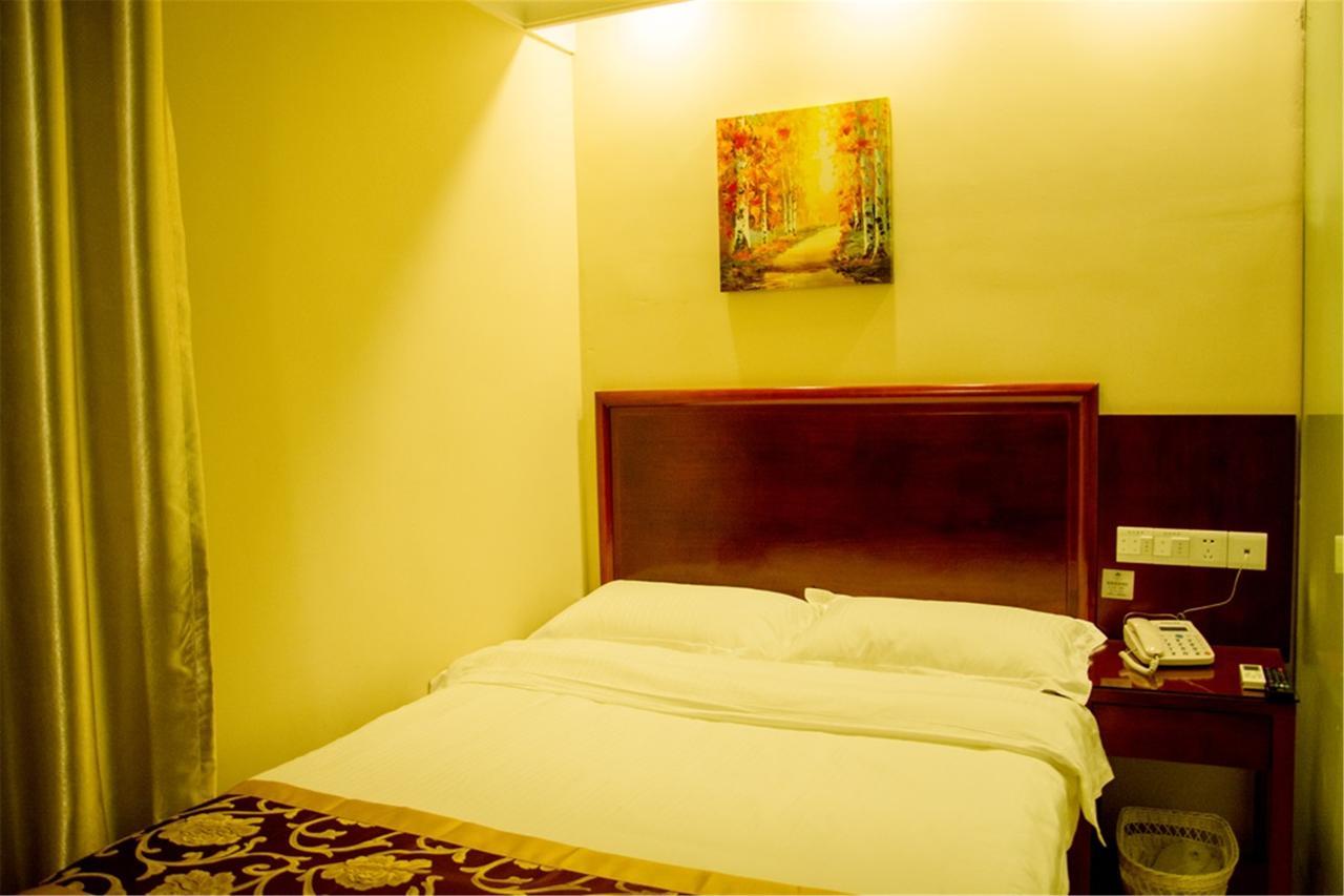 Greentree Inn Liaoning Dalian Development Zone Jinma Road Pedestrian Street Express Hotel Dış mekan fotoğraf