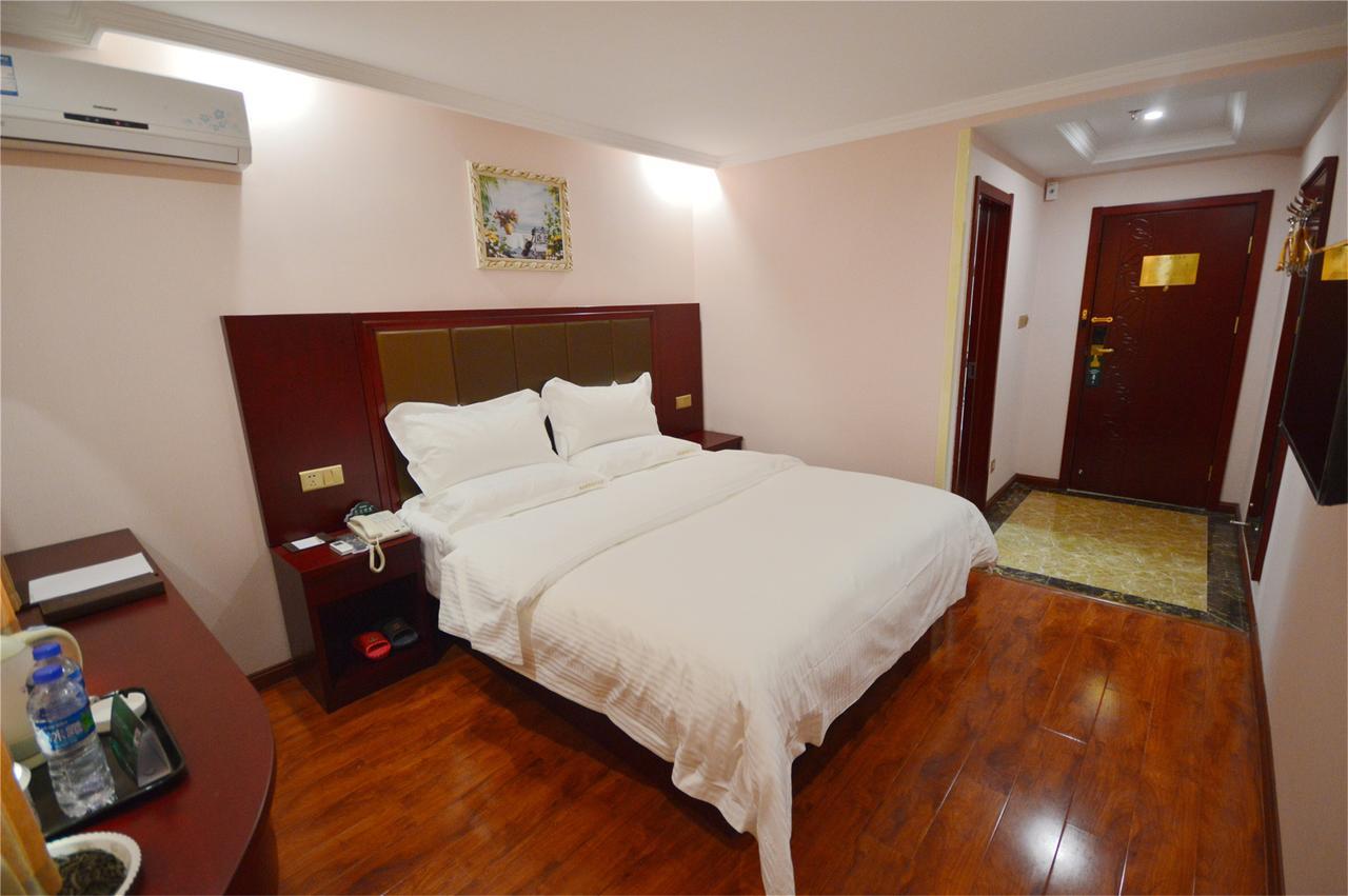 Greentree Inn Liaoning Dalian Development Zone Jinma Road Pedestrian Street Express Hotel Dış mekan fotoğraf